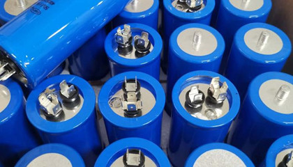 電機電容器10uf的容量大嗎？