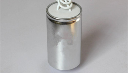 如何選擇交流電機(jī)電容器生產(chǎn)廠家？